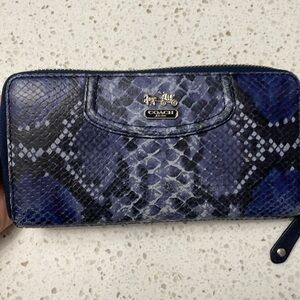 Coach wallet
